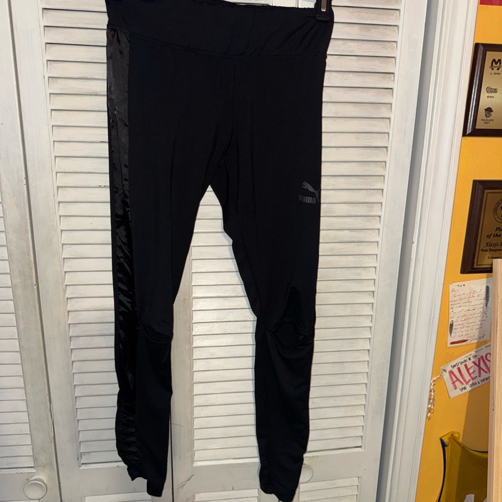 Puma Black Leggings with Satin Side Panel